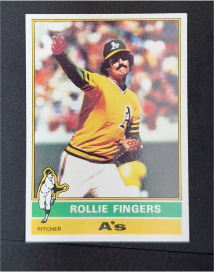 1976 Topps #405 Rollie Fingers — front