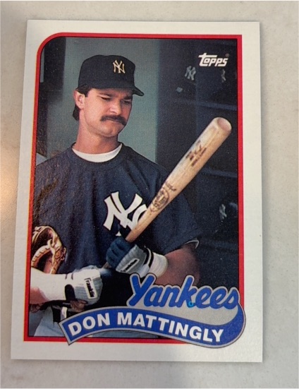 1989 Topps #700 Don Mattingly — front