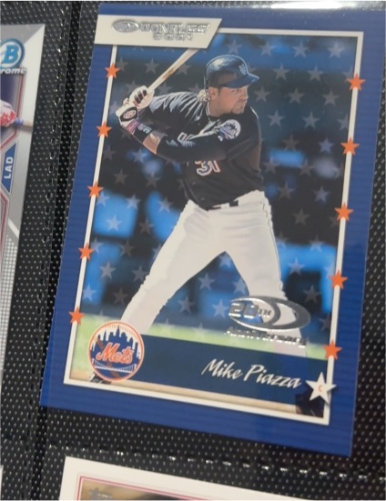 2001 Donruss #16 Mike Piazza — front