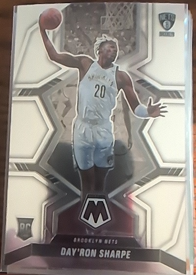 2021-22 Panini Mosaic #20 Day'Ron Sharpe — front