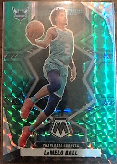 2021-22 Panini Mosaic #25 LaMelo Ball — front