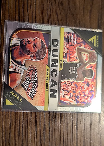 2022-23 Panini Flux #3 Tim Duncan — front