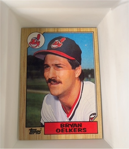 1987 Topps #77 Bryan Oelkers — front