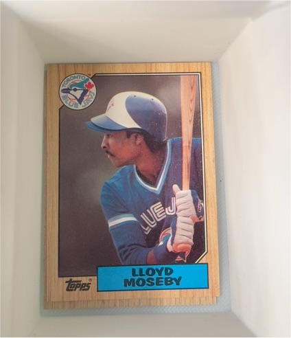 1987 Topps #210 Lloyd Moseby — front