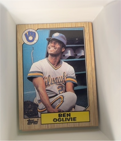 1987 Topps #586 Ben Oglivie Milwaukee Brewers — front