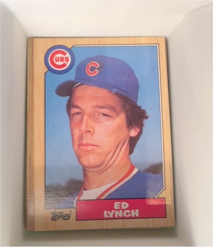 1987 Topps #697 Ed Lynch — front