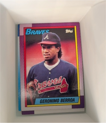 1990 Topps #617 Geronimo Berroa — front