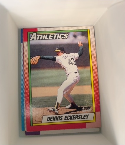 1990 Topps #670 Dennis Eckersley — front