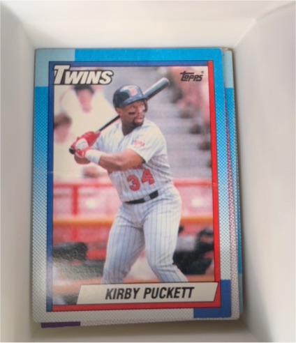 1990 Topps #700 Kirby Puckett — front