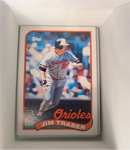 1989 Topps #124 Jim Traber — front