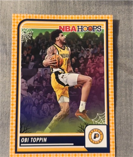 2023-24 Panini NBA Hoops Haunted Hoops Orange #46 Obi Toppin — front