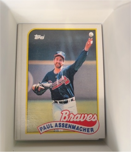 1989 Topps #454 Paul Assenmacher — front