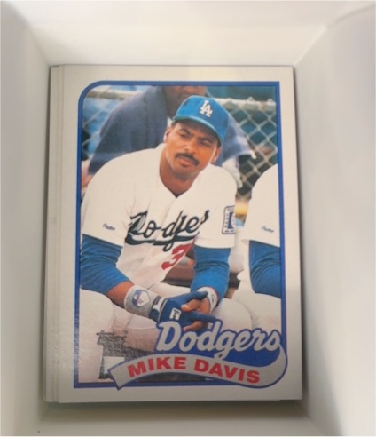 1989 Topps #277 Mike Davis — front