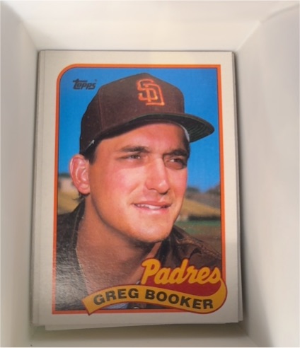 1989 Topps #319 Greg Booker — front