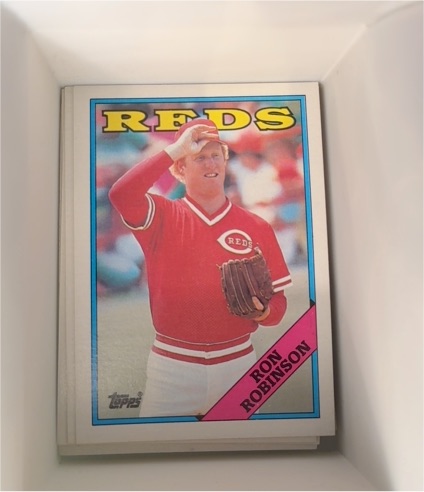 1988 Topps #517 Ron Robinson — front