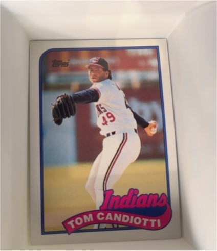 1989 Topps #599 Tom Candiotti — front