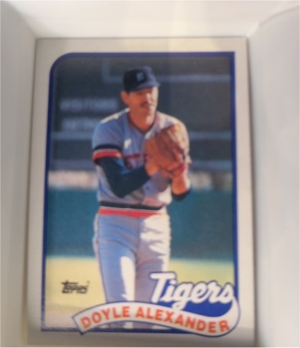 1989 Topps #77 Doyle Alexander — front