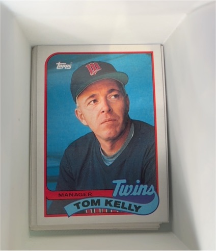 1989 Topps #14 Tom Kelly Minnesota Twins — front