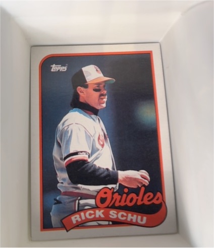 1989 Topps #352 Rick Schu — front