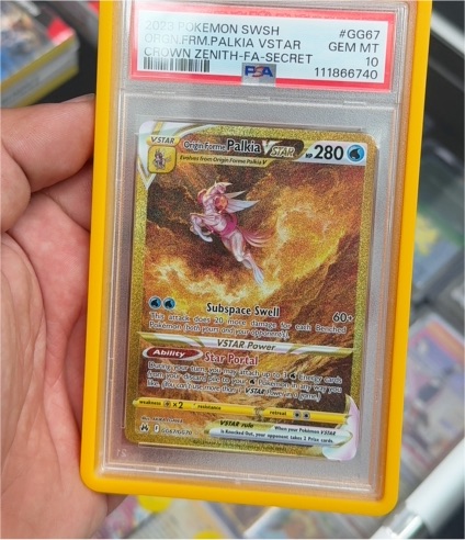 2023 Pokémon SWSH Crown Zenith #GG67 Origin Forme Palkia VSTAR — front