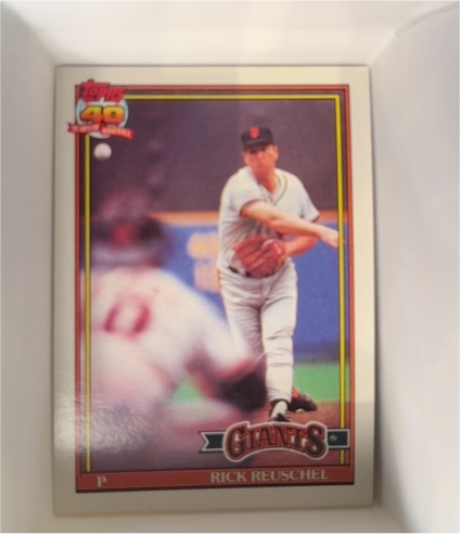 1991 Topps #422 Rick Reuschel — front
