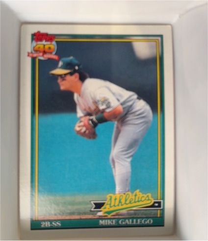 1991 Topps #686 Mike Gallego — front