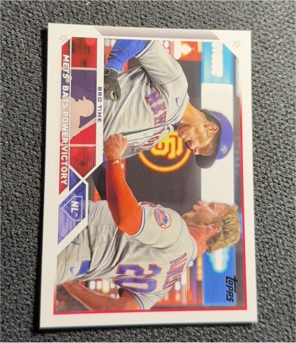 2023 Topps #190 Bro Time Pete Alonso — front