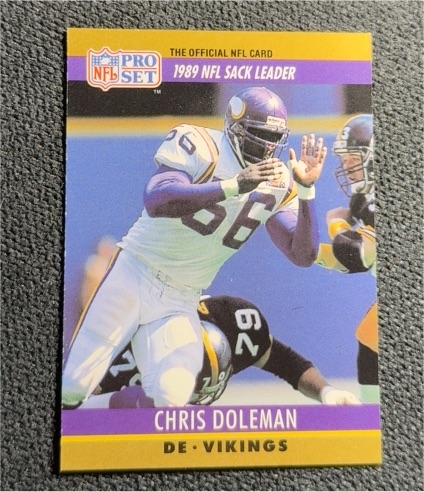 1990 Pro Set #18 Chris Doleman — front