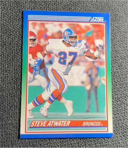 1990 Score #107 Steve Atwater — front
