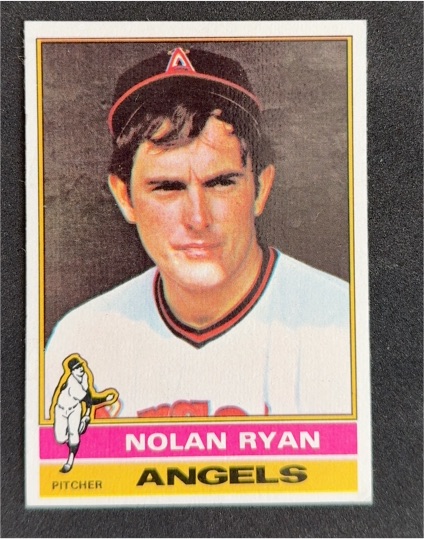 1976 Topps #330 Nolan Ryan — front