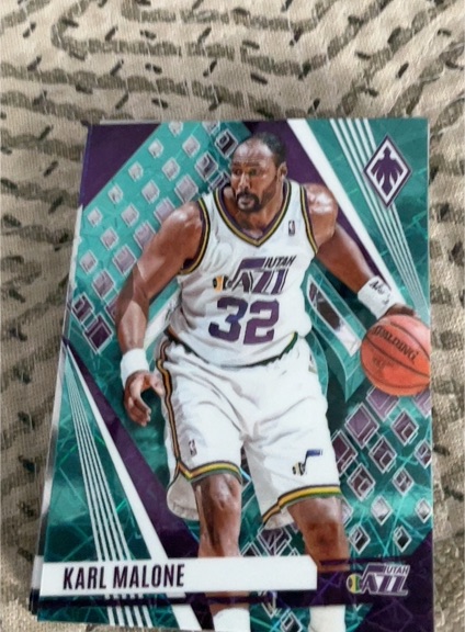 2023-24 Panini Phoenix #3 Karl Malone — front