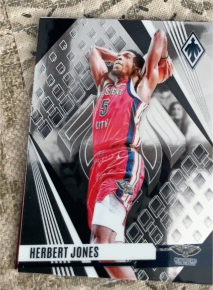 2023-24 Panini Phoenix #179 Herbert Jones — front