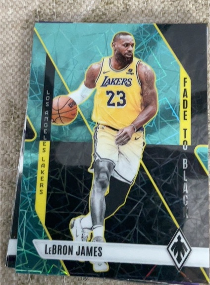2023-24 Panini Phoenix #3 LeBron James Fade To Black — front