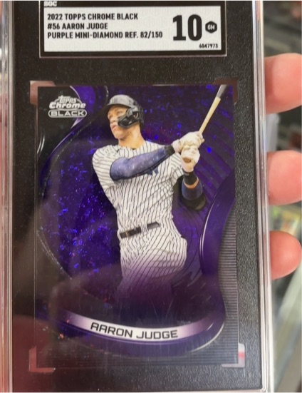 2022 Topps Chrome Black #56 Aaron Judge Purple Mini-Diamond Ref. — front