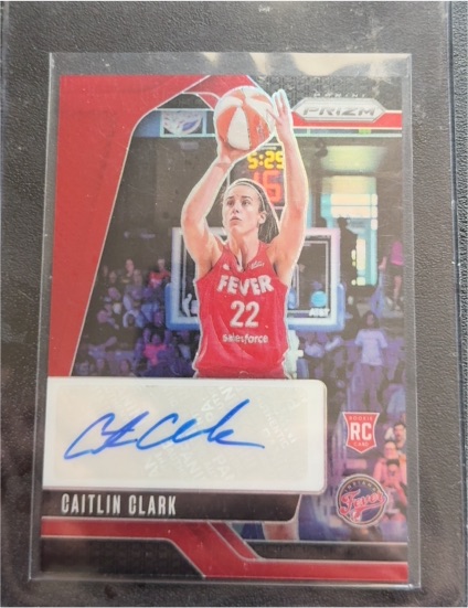 2024 Panini Prizm WNBA Signatures #SG-CC Caitlin Clark — front