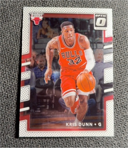2017-18 Donruss Optic #21 Kris Dunn — front