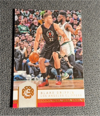 2016-17 Panini Excalibur #32 Blake Griffin — front