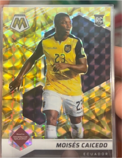 2021-22 Panini Mosaic Road to the World Cup #78 Moisés Caicedo — front