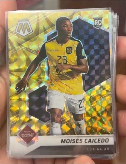 2021-22 Panini Mosaic Road to FIFA World Cup #78 Moisés Caicedo — front