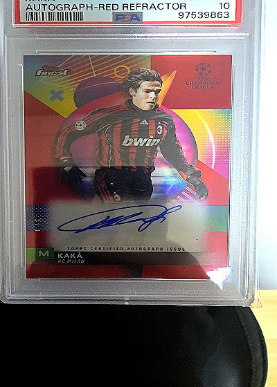 2007 Topps Finest UEFA Champions League #M Kaká — front