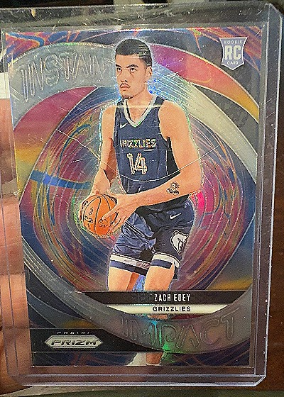 2024-25 Panini Prizm #25 Zach Edey Instant Impact — front