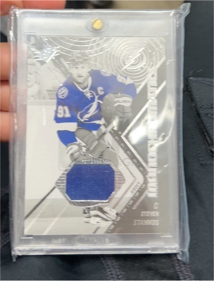 2015-16 Upper Deck SPx Monochromatics #M-SS Steven Stamkos — front