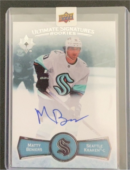 2022-23 Upper Deck Ultimate Collection Ultimate Signatures Rookies #USR-MB Matty Beniers — front