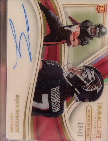 2023 Panini Immaculate Collection #13 Bijan Robinson — front