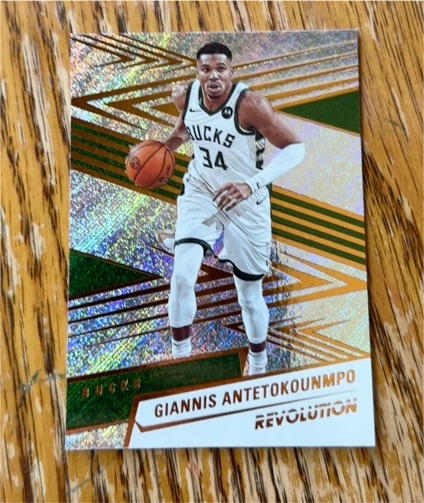 2024-25 Panini Revolution #3 Giannis Antetokounmpo — front