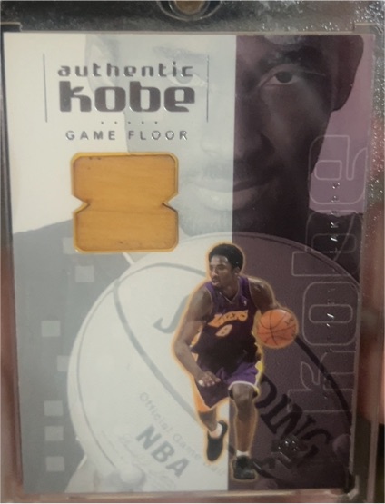 2001 Upper Deck MVP Kobe Bryant Authentic Game Used Floor Patch #KBF4 — front