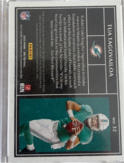 2020 Panini #32 Tua Tagovailoa — front