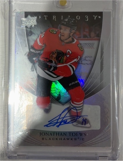 2010 Upper Deck Trilogy Jonathan Toews — front