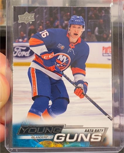 2022-23 Upper Deck #728 Aatu Raty Young Guns Islanders — front