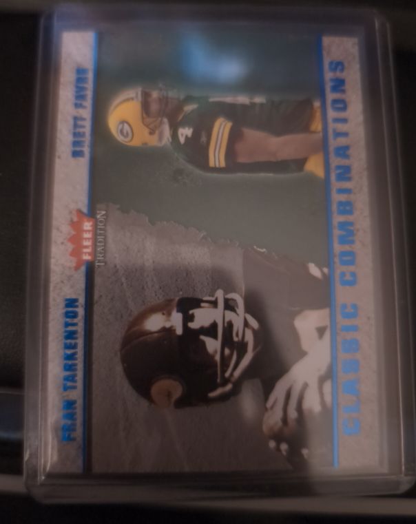 2003 Fleer Tradition Brett Favre Classic Combinations — front
